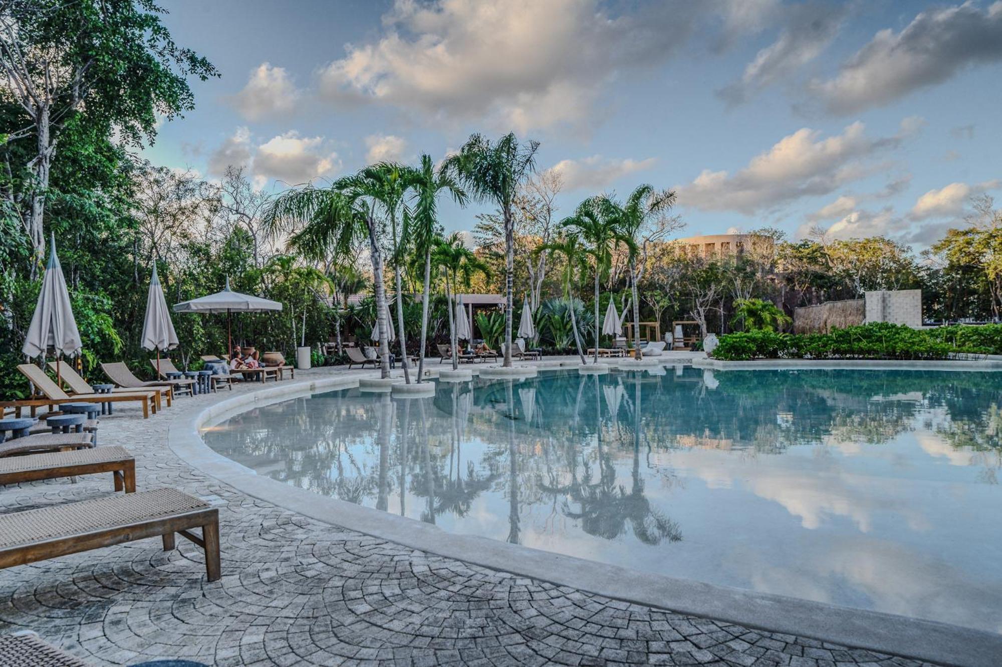 Heavenly 3br Ph W Private Pool, Gym, Yoga Class *
