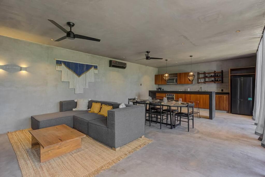 Apartment New 2 Bdr, Private Rooftop Pool, Gym And Cowork