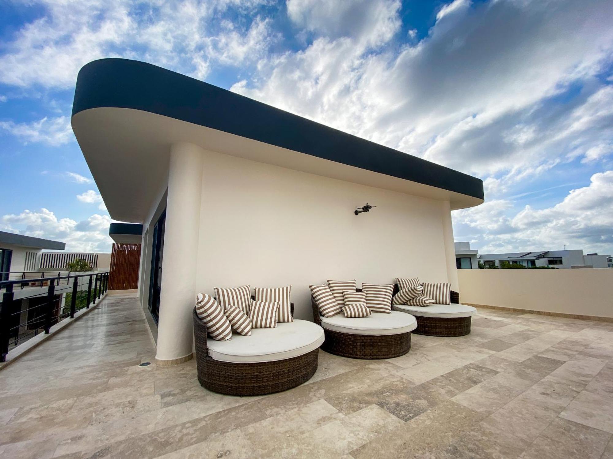 Cozy And Lovely With Roof, Pools, Gym, Bar, Parking Apartment Tulum