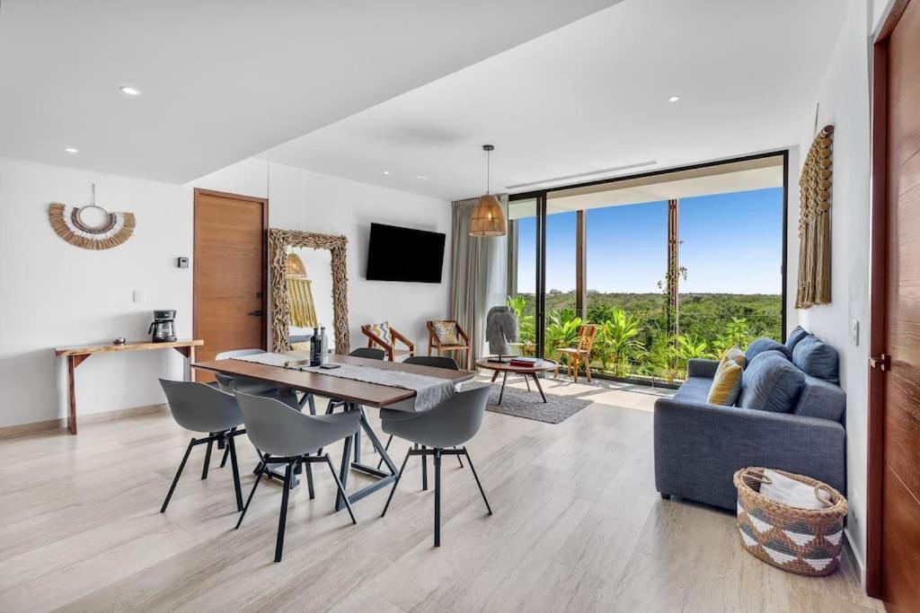 Apartment Lux Private Rooftop Pool With World Class Amenities *