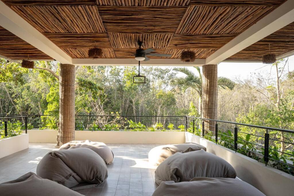 New 1 Bed - - Private Terrace Apartment