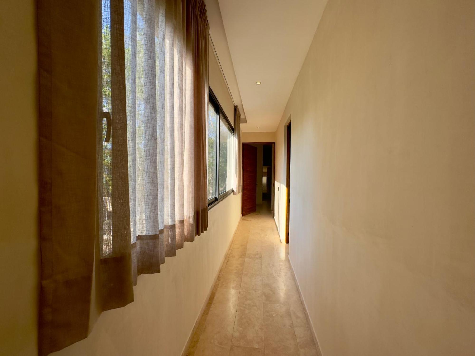Casa Laak, Luxury Villa, 5 Bedroom 7 Bt, Heated Pool *