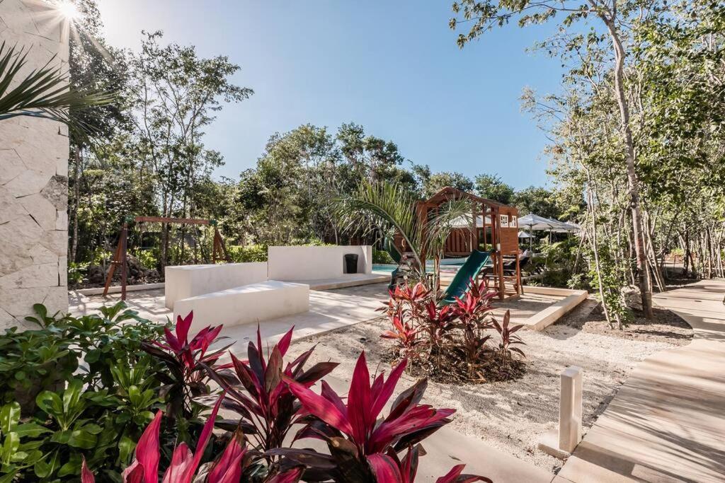 Edena Vida Jungle Luxury Club Access