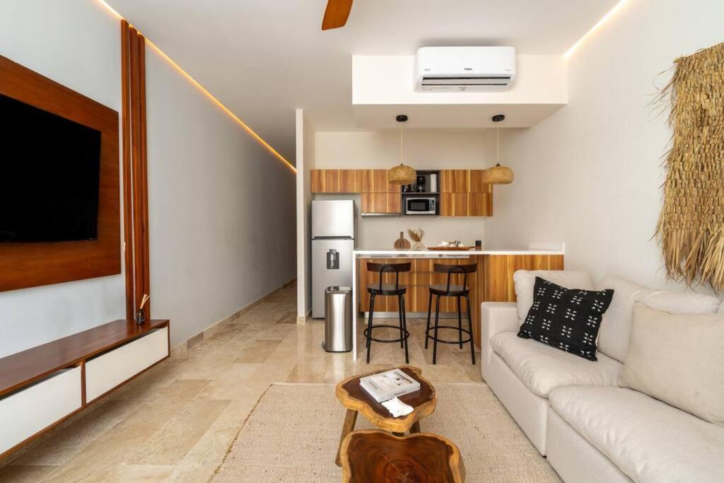 Elena Penthouse Oasis Apartment *