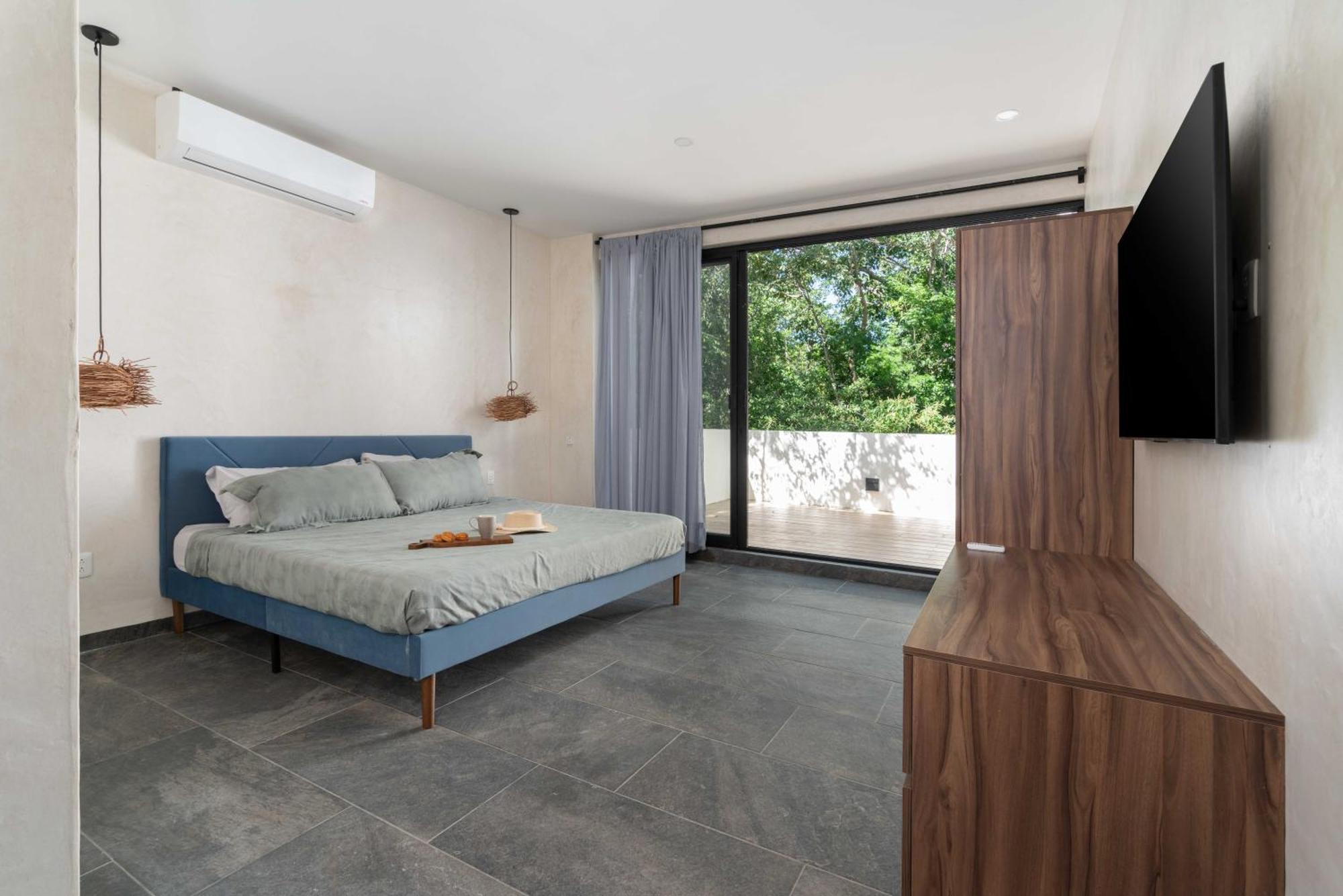 Villa Twelve O'clock - Luxury *