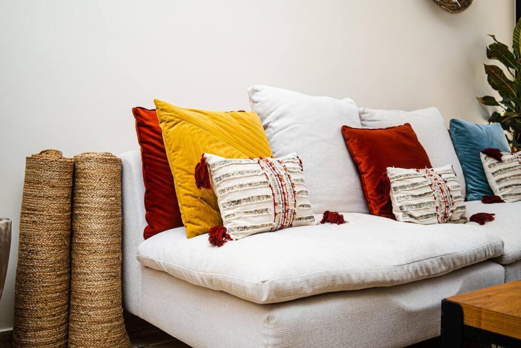 Luxury In The Exclusive Area Of Apartment *