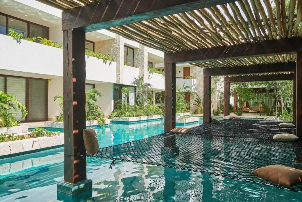 Apartment Omara 306 Luxe 2 Bdr Pooltable Great Pool *