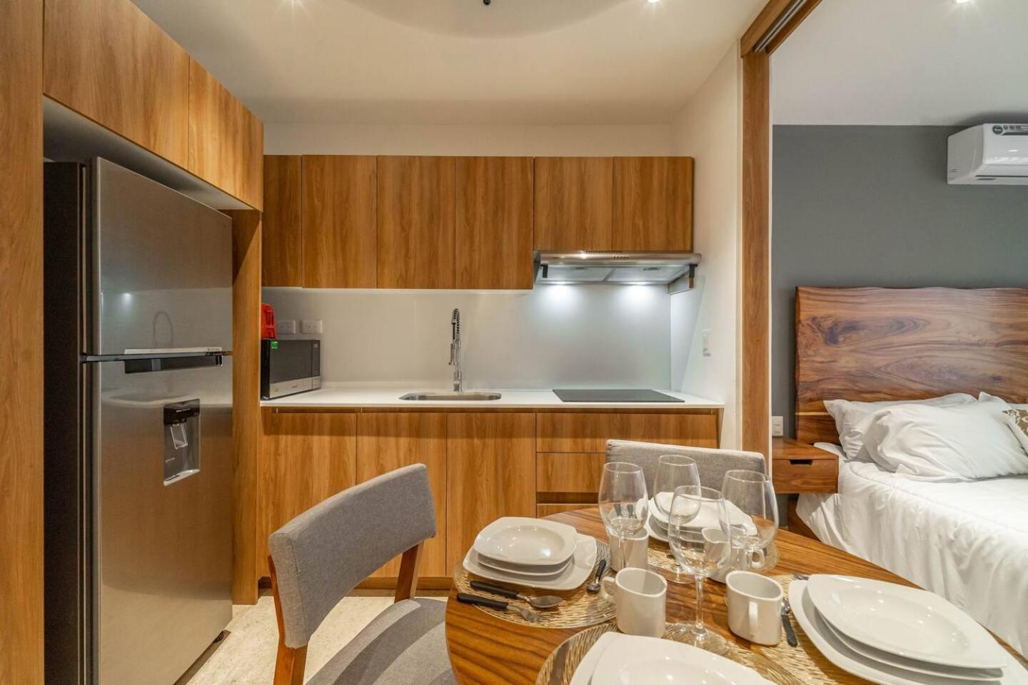 King With Private Balcony, Gym And Rooftop Pool Holiday home Tulum