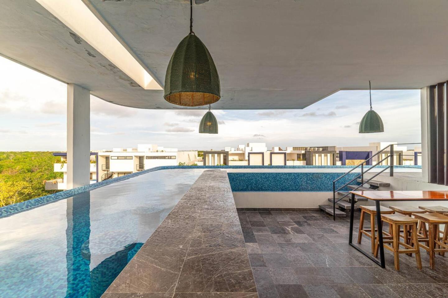 Stylish Boho With Rooftop Pool Holiday home *