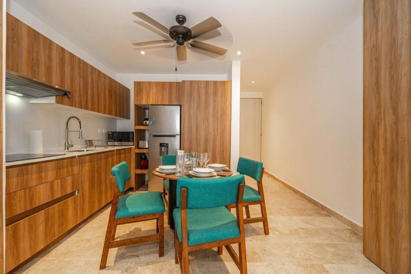 King With Balcony, Gym And Rooftop Pool Tulum