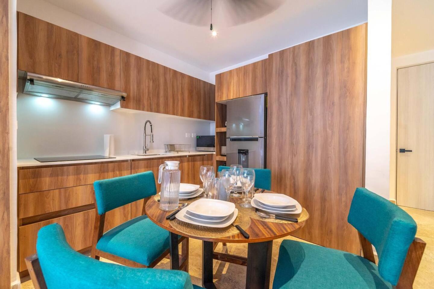 Holiday home King With Balcony, Gym And Rooftop Pool