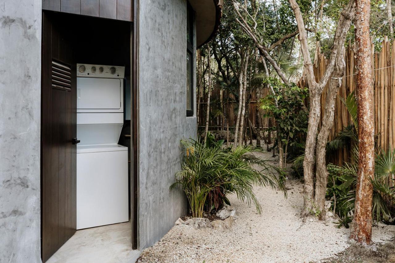 Casa Solara Sleeps 12 Beach Club Holiday home