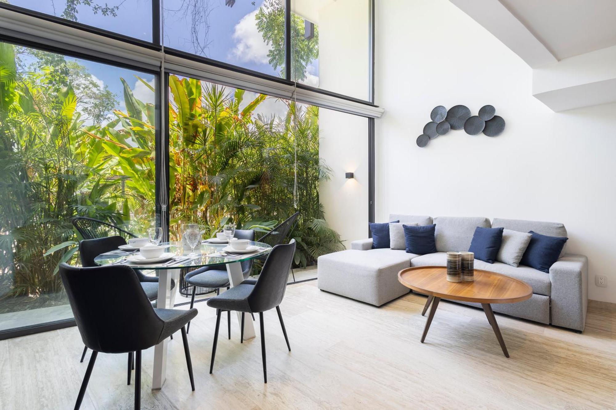 Mistiq Gardens * Tulum