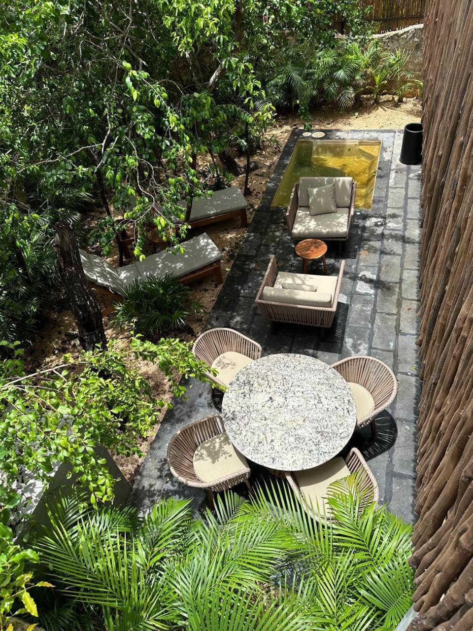 Lovely 2bedroom Serviced + Pool & Garden Apartment
