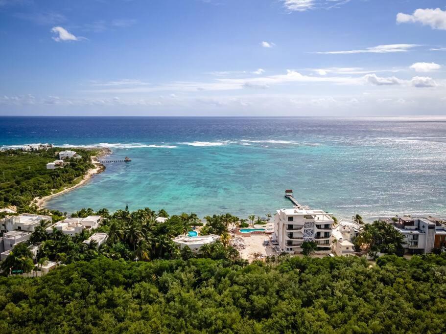 Luxury Beachfront Getaway Tankah Bay Apartment