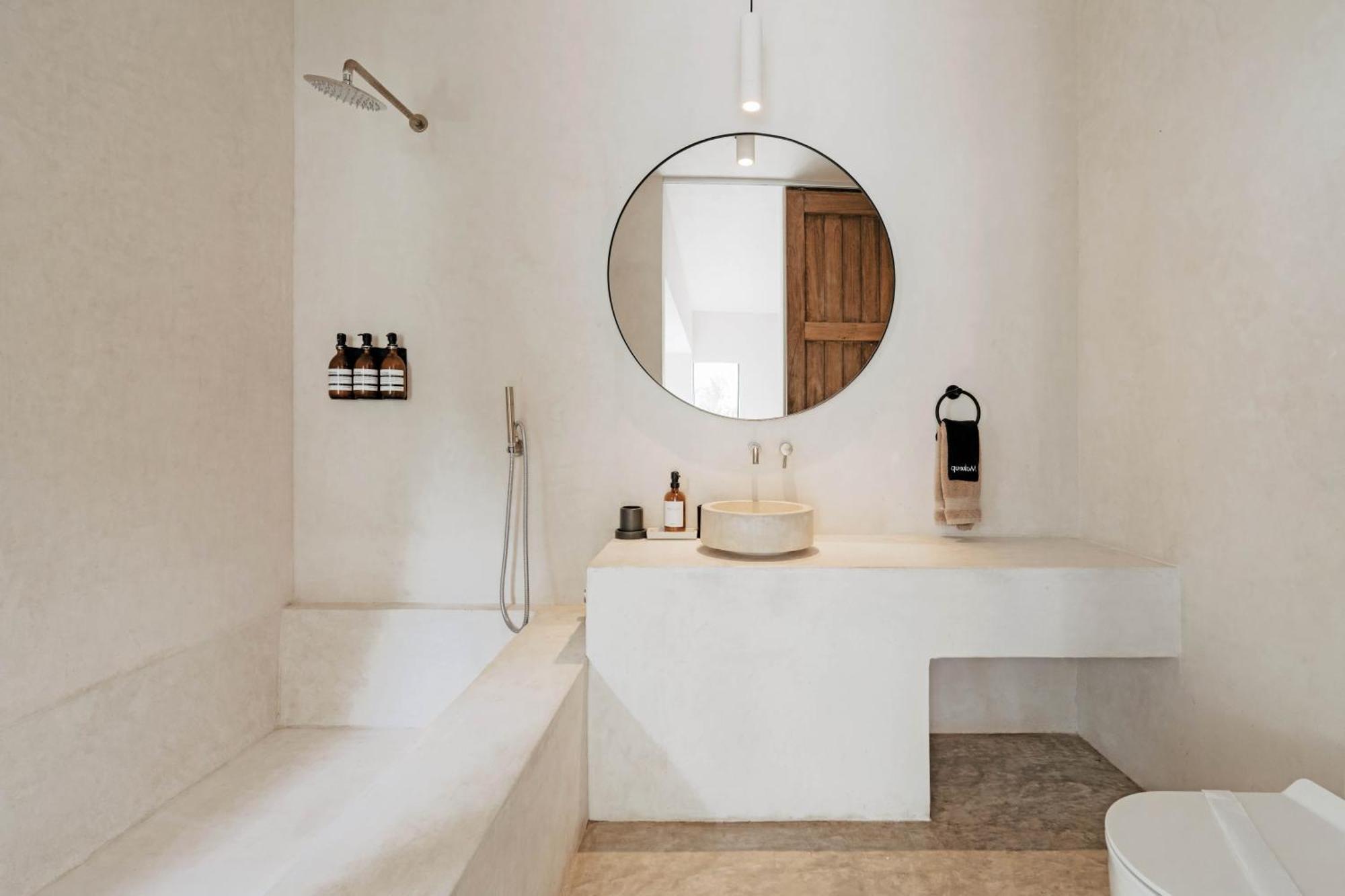 Villa Casa Areca, Awarded Architectural Located In A Secured Gated Community, With Concierge Services *
