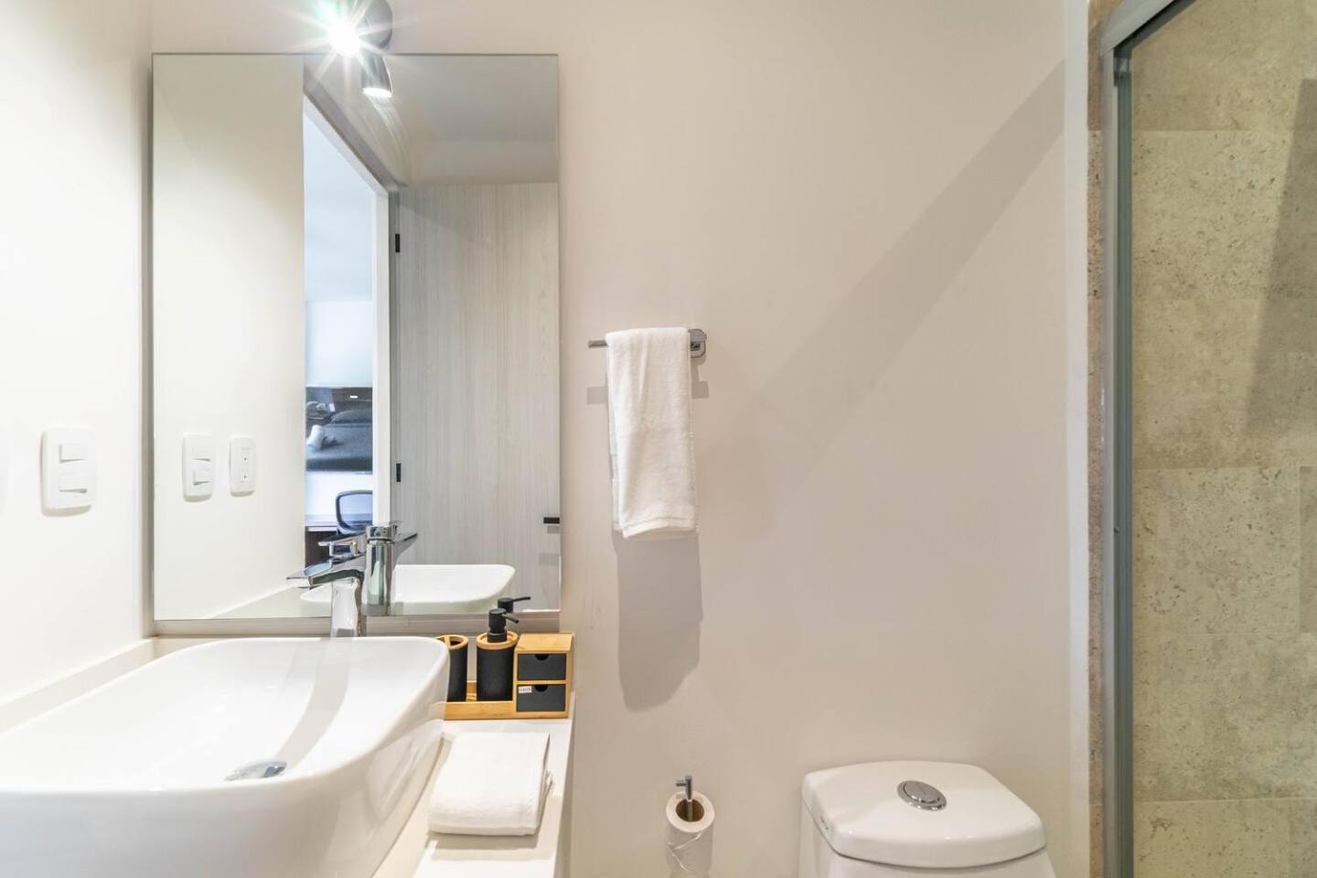 Holiday home 2 Bd With Private Balcony, Rooftop Pool, Gym Tulum