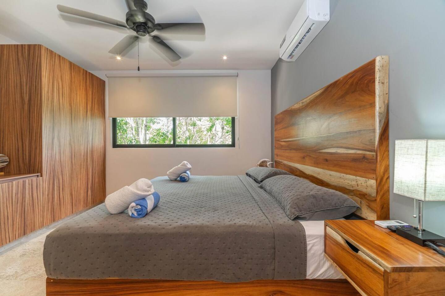 2 Bd With Private Balcony, Rooftop Pool, Gym *