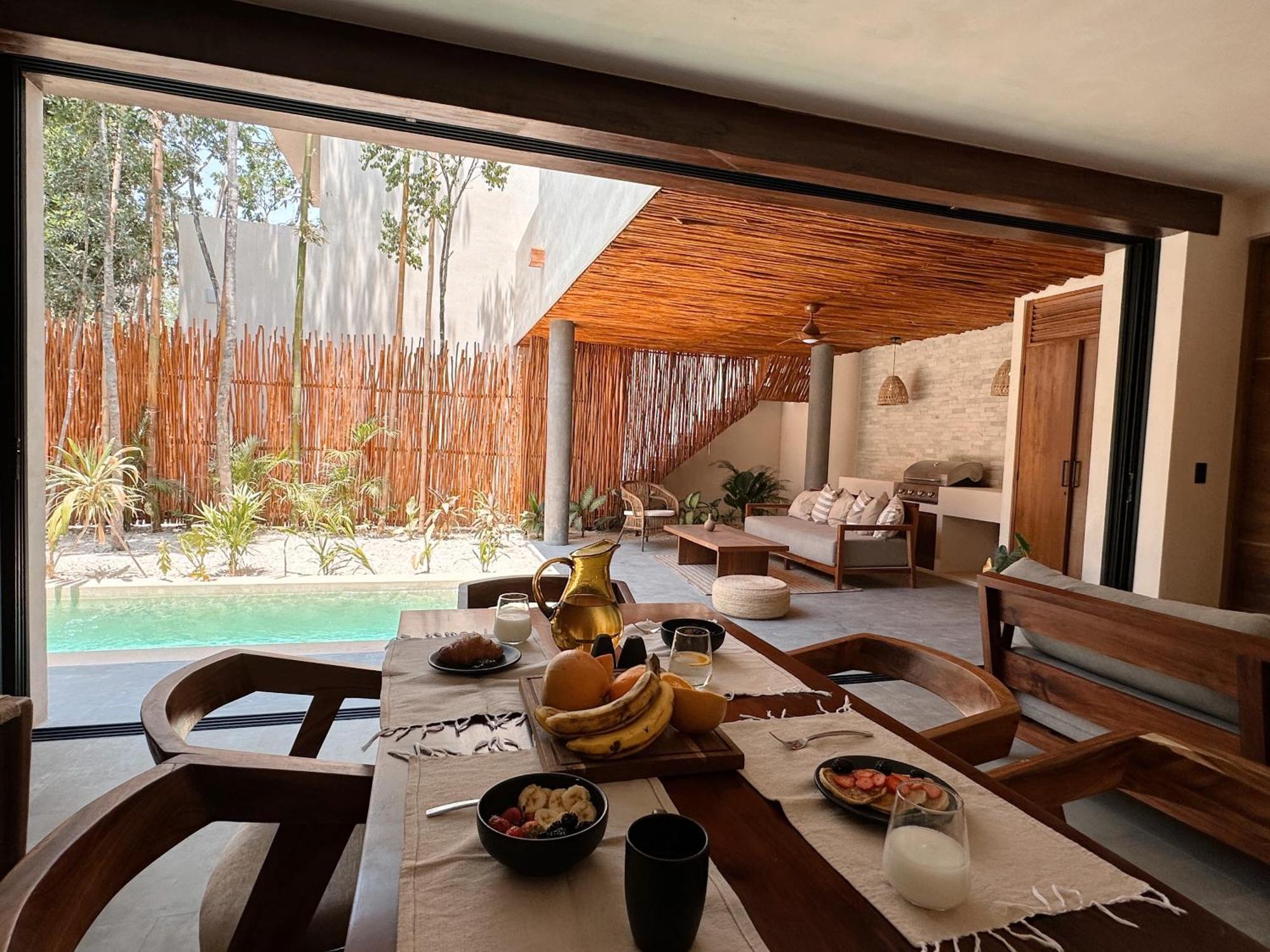 2 Private Pools & Bbq Apartment *