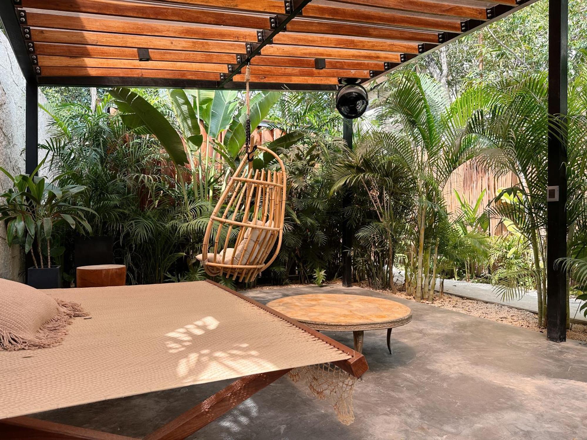 2 Private Pools & Bbq Apartment *