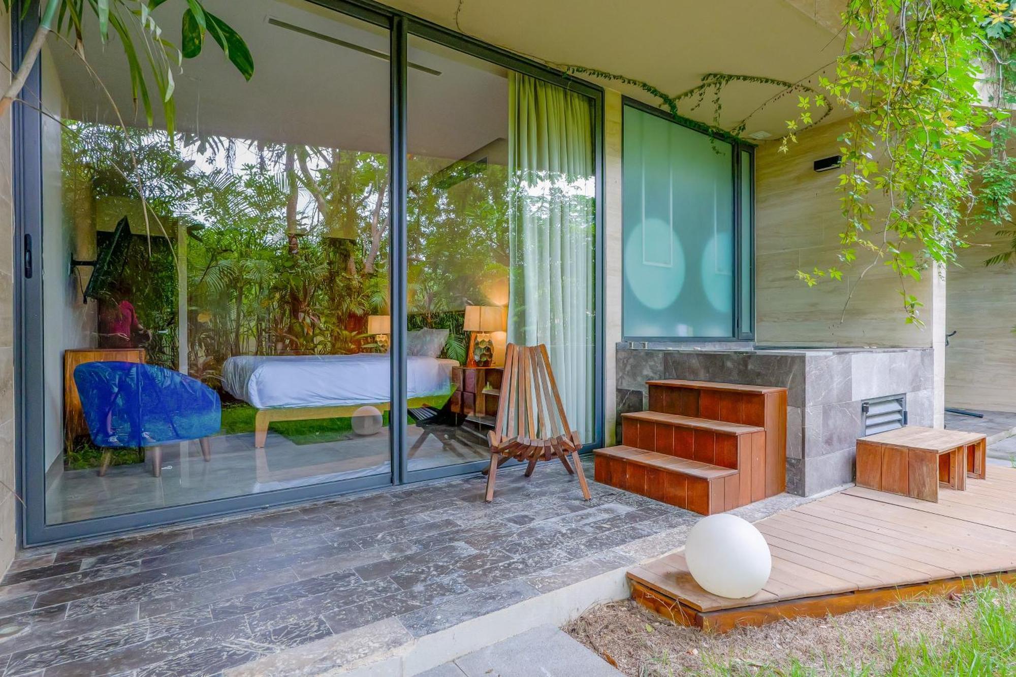 Mistiq E104 Apartment *