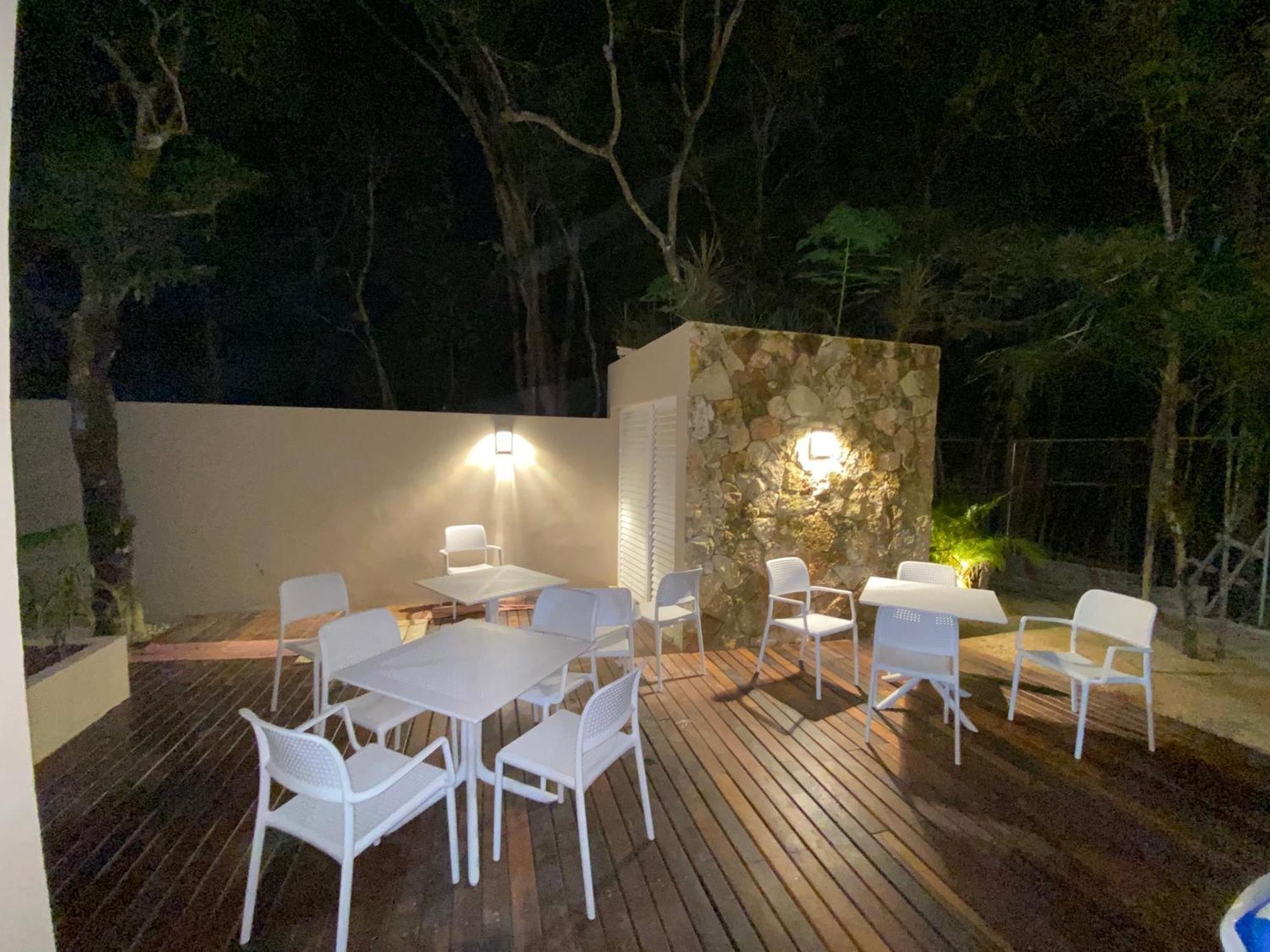 Full Space, 6 Building Holiday home *