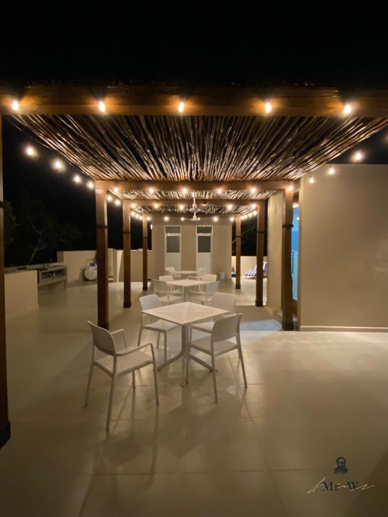 Full Space, 6 Building *