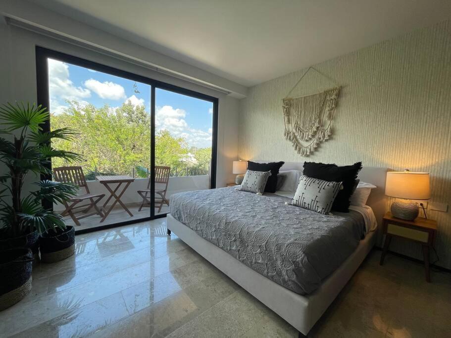 Apartment 232 Chic W Premium Amenities *