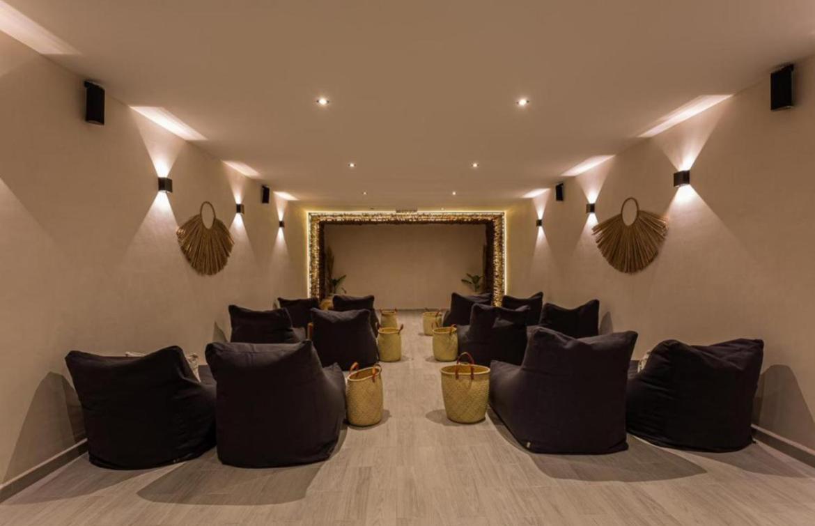 Aparthotel Jade Zen Residences -