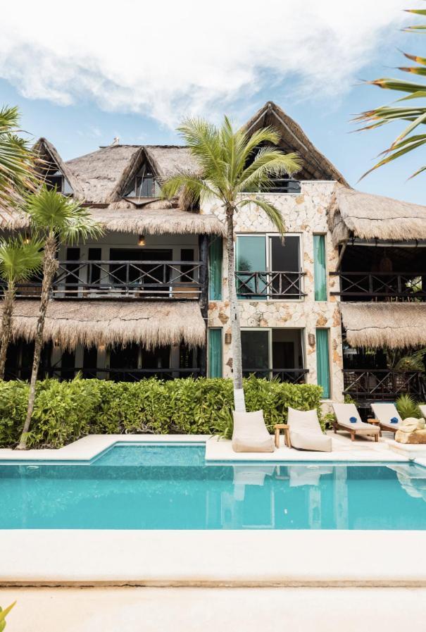 Casa De Vientos Soliman Bay Villa *