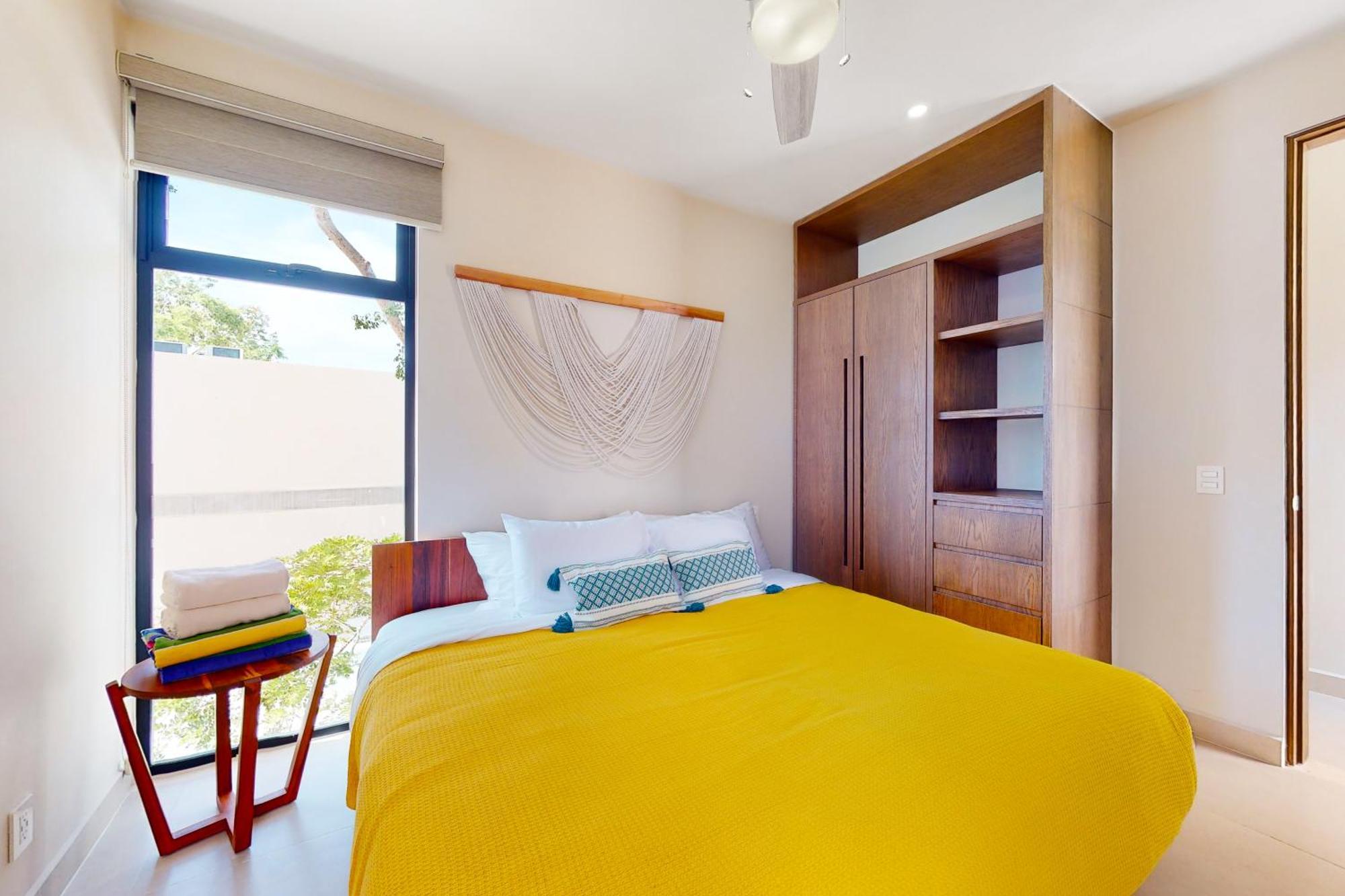 Tao Edena, Unit 26