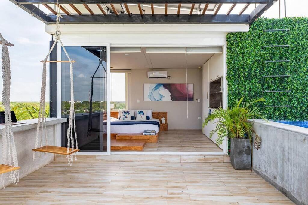 Designer Penthouse - Rooftop Pool & Jungle View