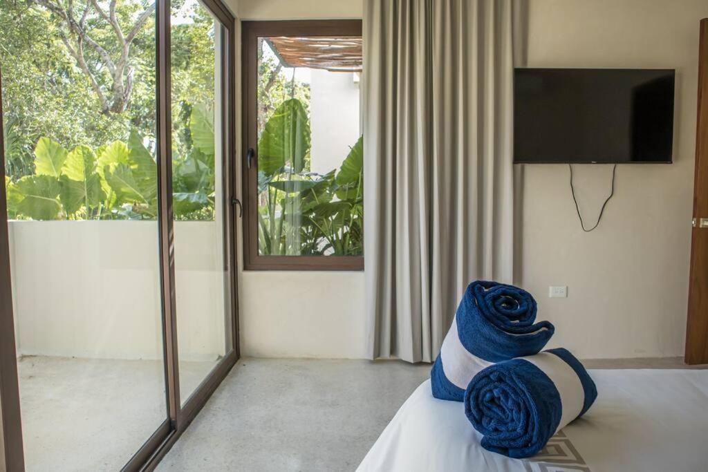 Villa 4br Gated Community Private Pool And Garden