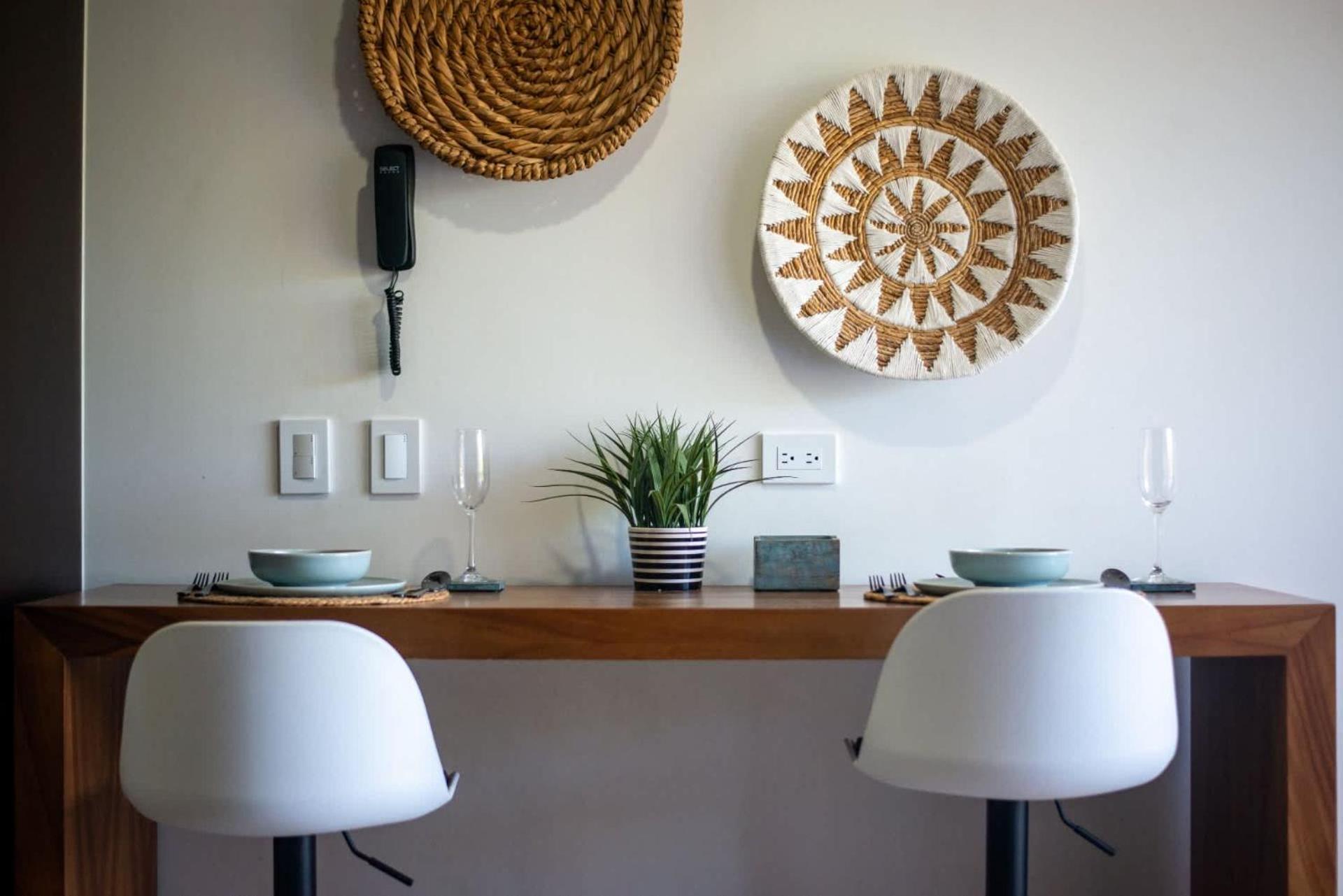 Menesse Hideaway - Elegant Bohemian Apartment