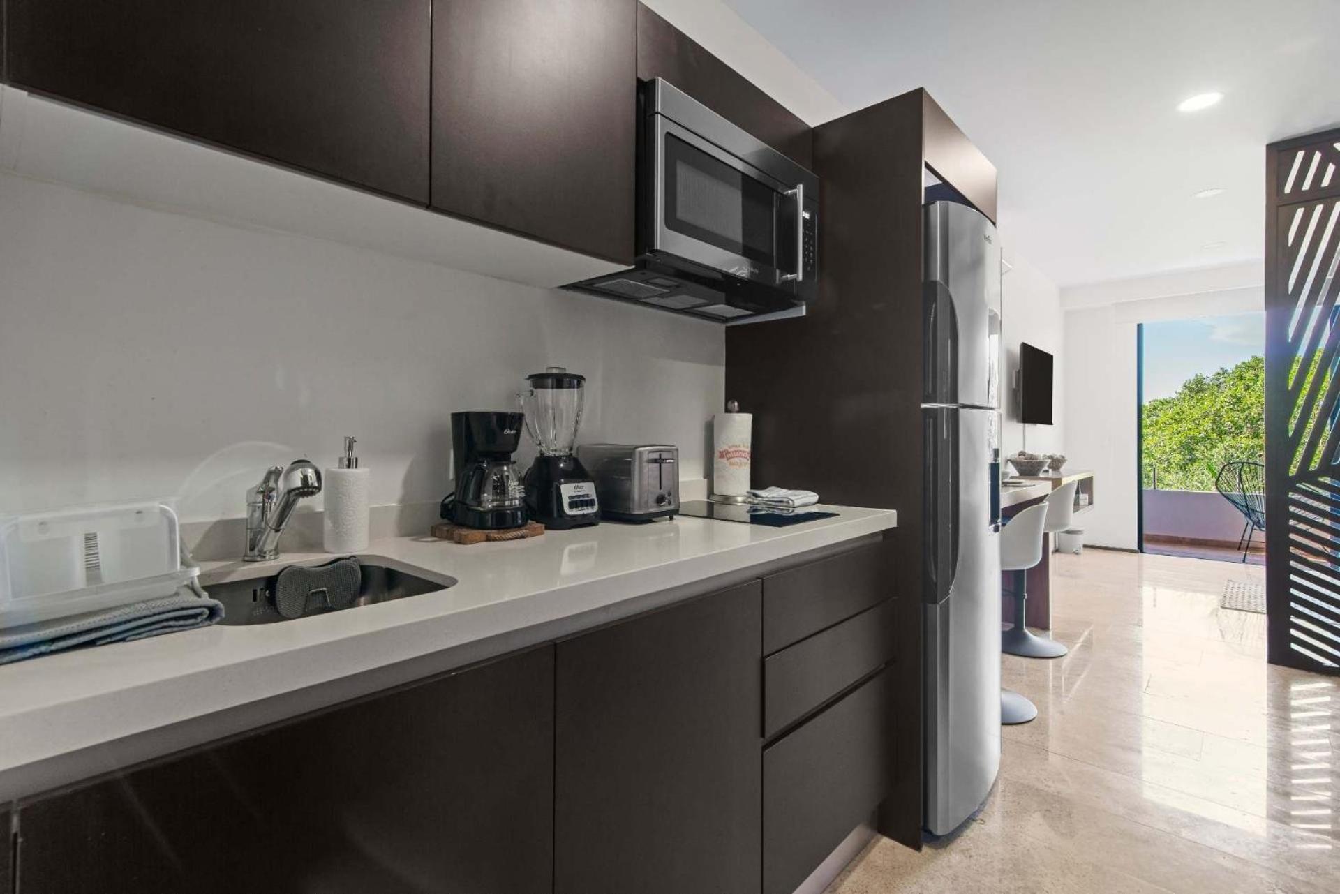 Menesse Hideaway - Elegant Bohemian Apartment