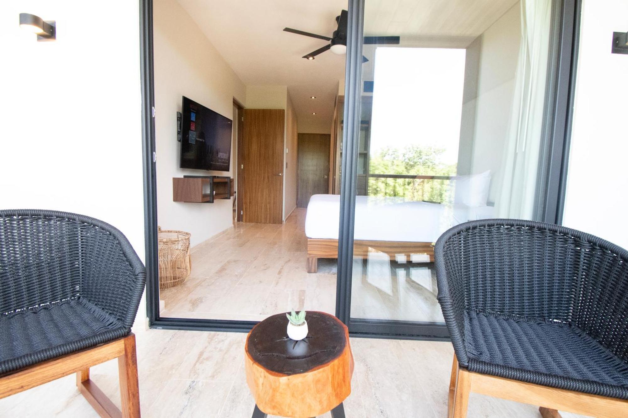 Hacienda Tuk By The Spot Apartment