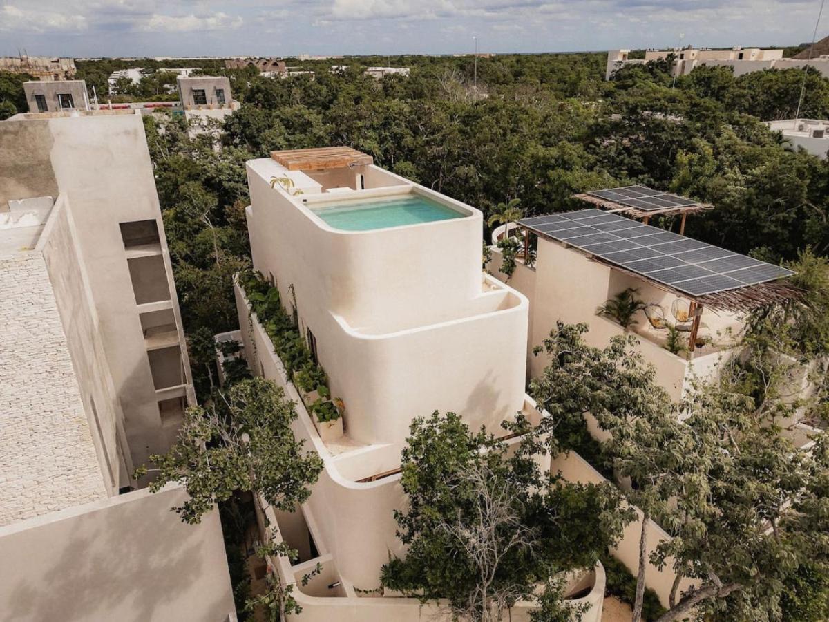 Casa Leela Luxury Villa, 4 Floors, 5.5 Bathrooms, 2 Pools, Rooftop Holiday home *