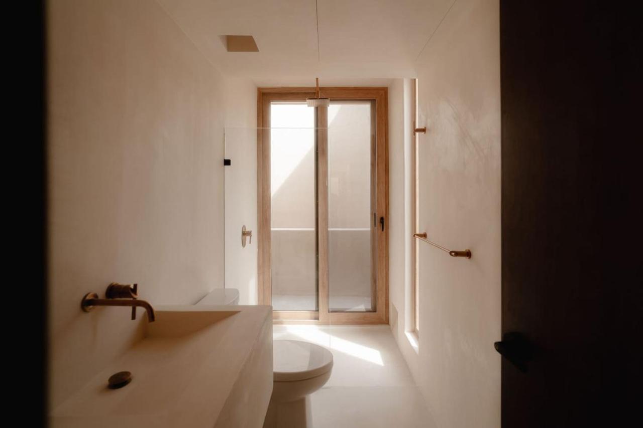 Casa Leela Luxury Villa, 4 Floors, 5.5 Bathrooms, 2 Pools, Rooftop Holiday home Tulum