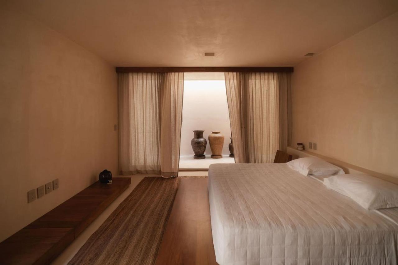 Holiday home Casa Leela Luxury Villa, 4 Floors, 5.5 Bathrooms, 2 Pools, Rooftop