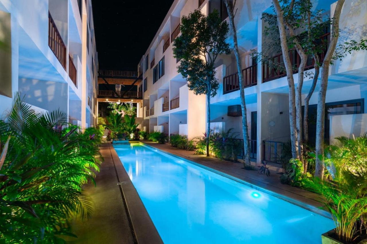 Luxury 2 Story Penthouse La Veleta 3br Jacuzzi * Tulum