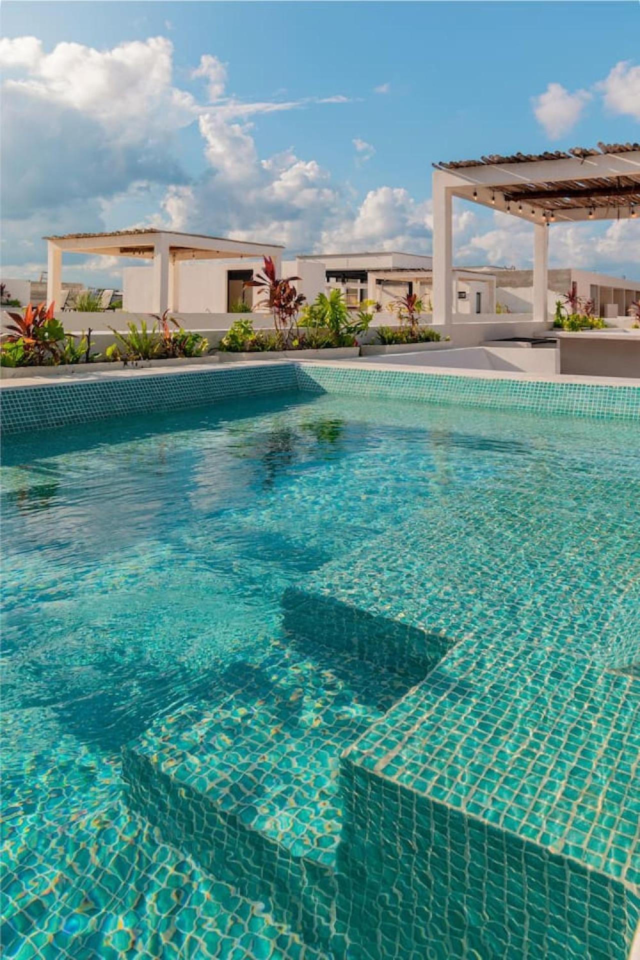 Apartment Luxury 2 Story Penthouse La Veleta 3br Jacuzzi *