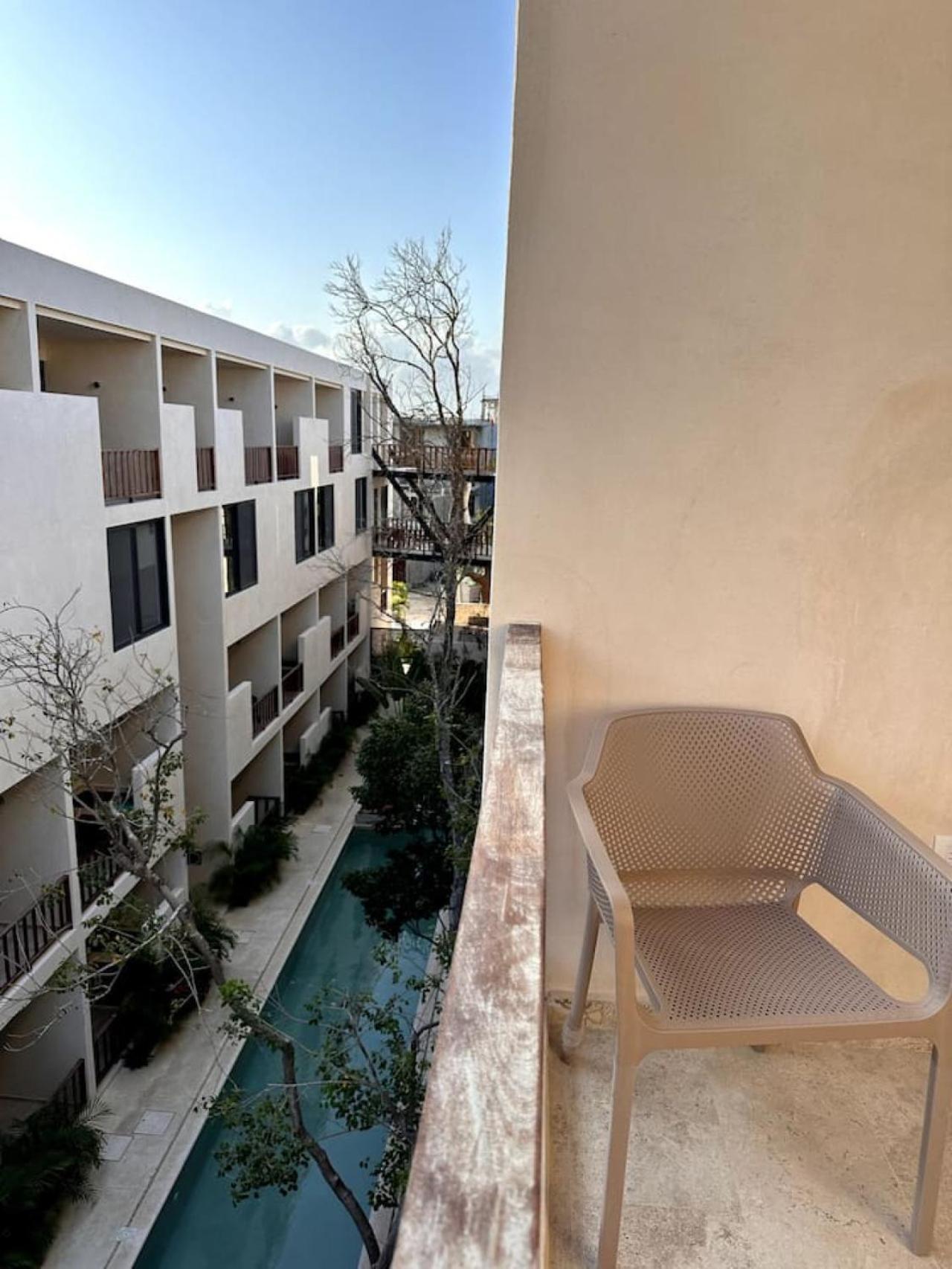 Luxury 2 Story Penthouse La Veleta 3br Jacuzzi
