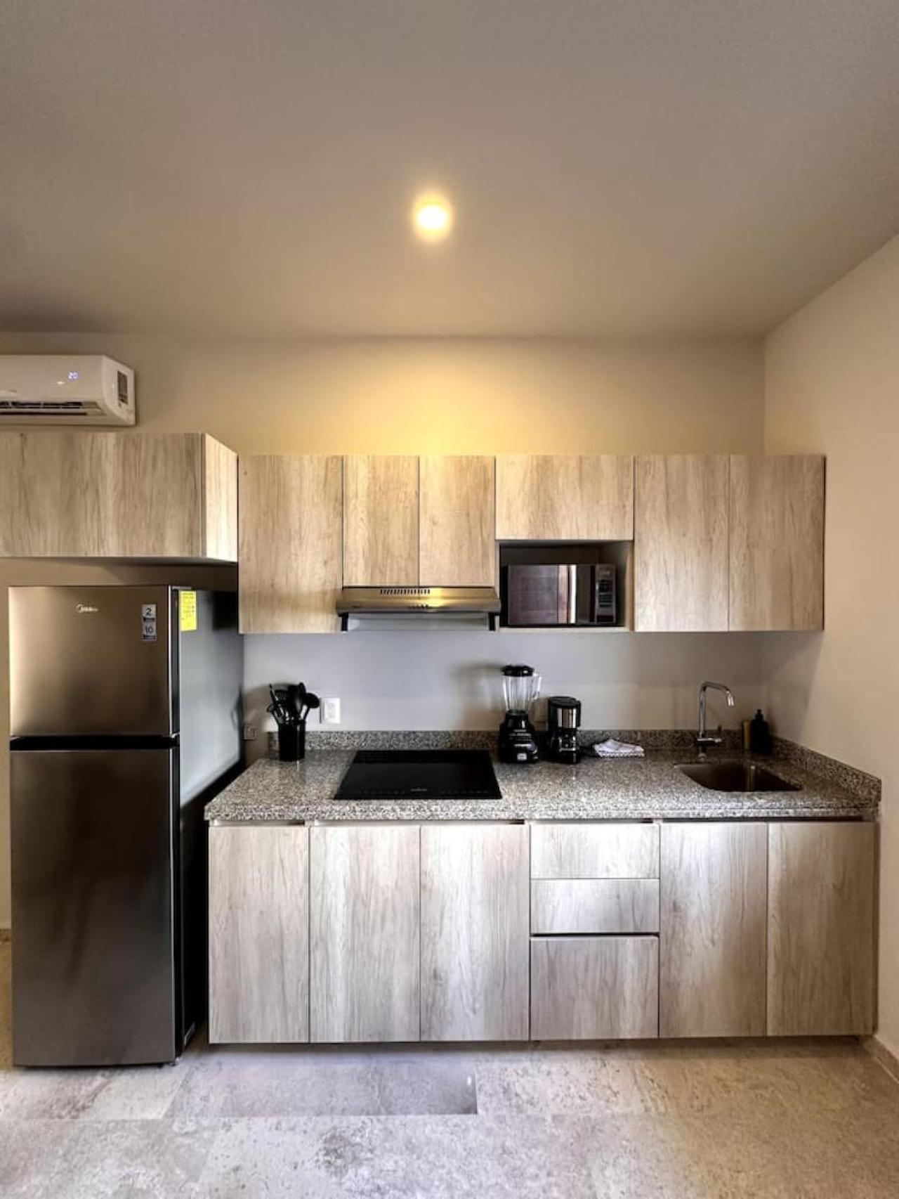 Apartment Luxury 2 Story Penthouse La Veleta 3br Jacuzzi *