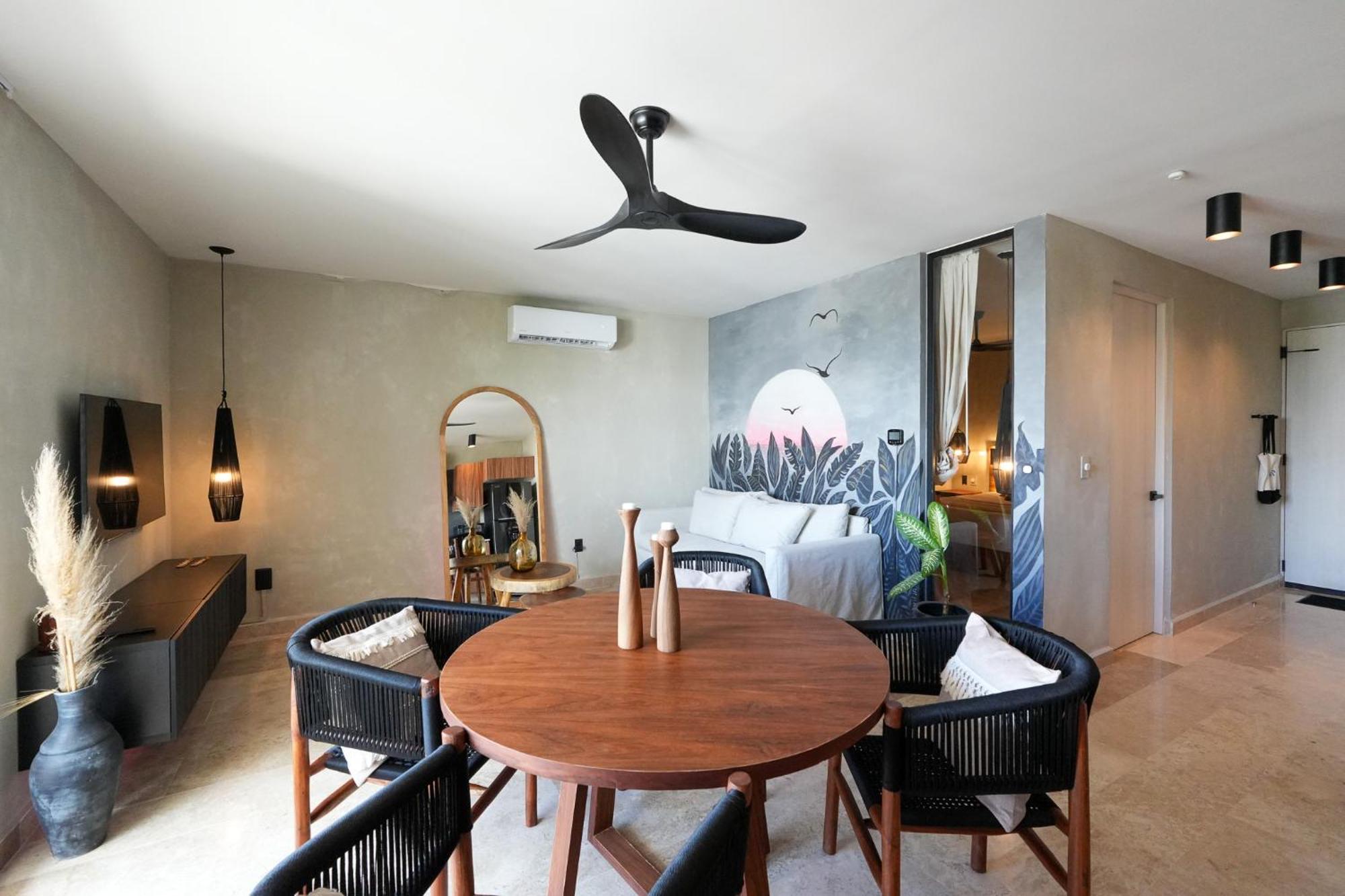 Aldea Dream Modern Designer 2 Floor Penthouse Sleeps 8 *