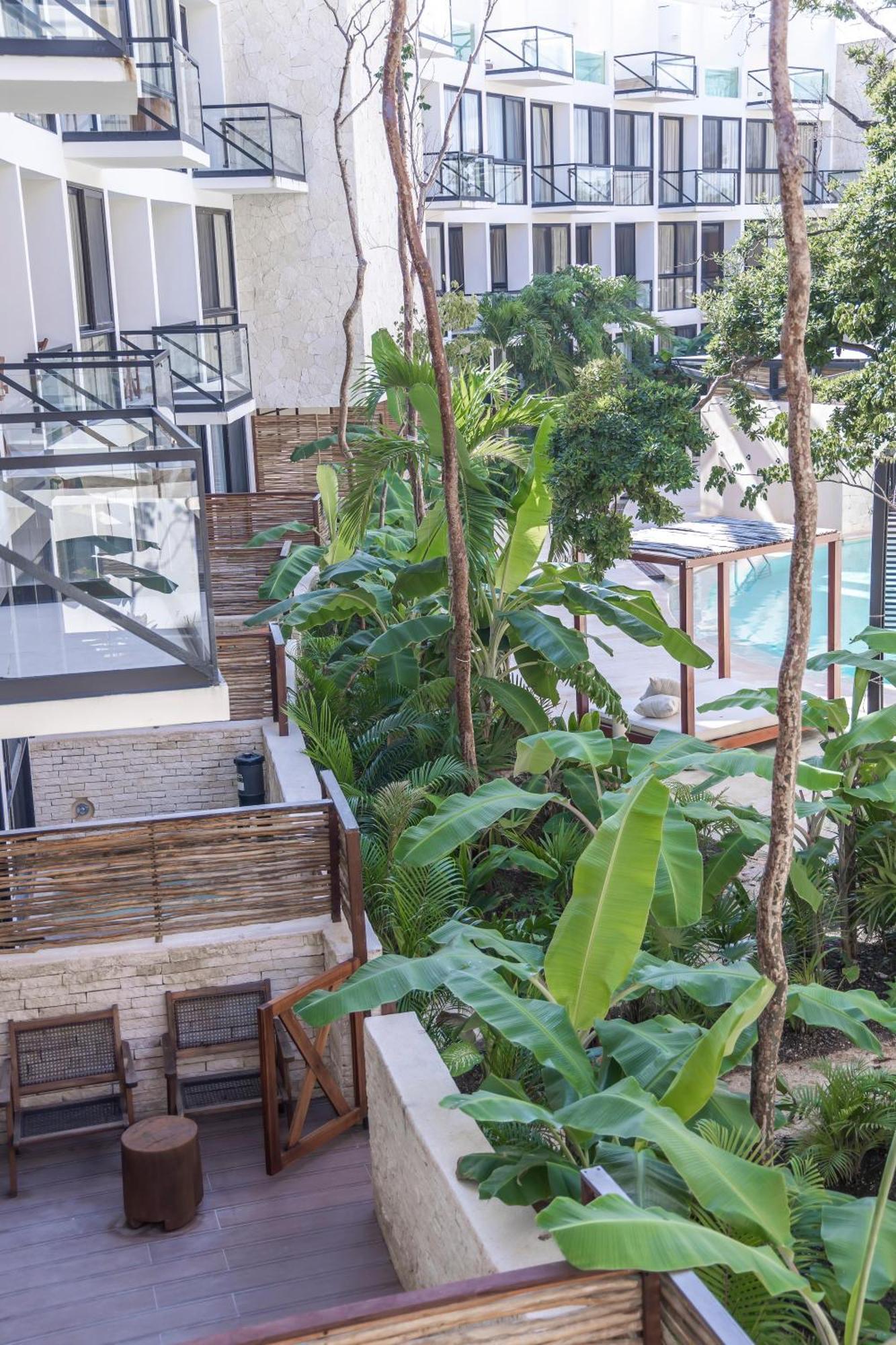 Holiday home The Waves Contemporary Two-bedroom Penthouse With Private Plunge Pool