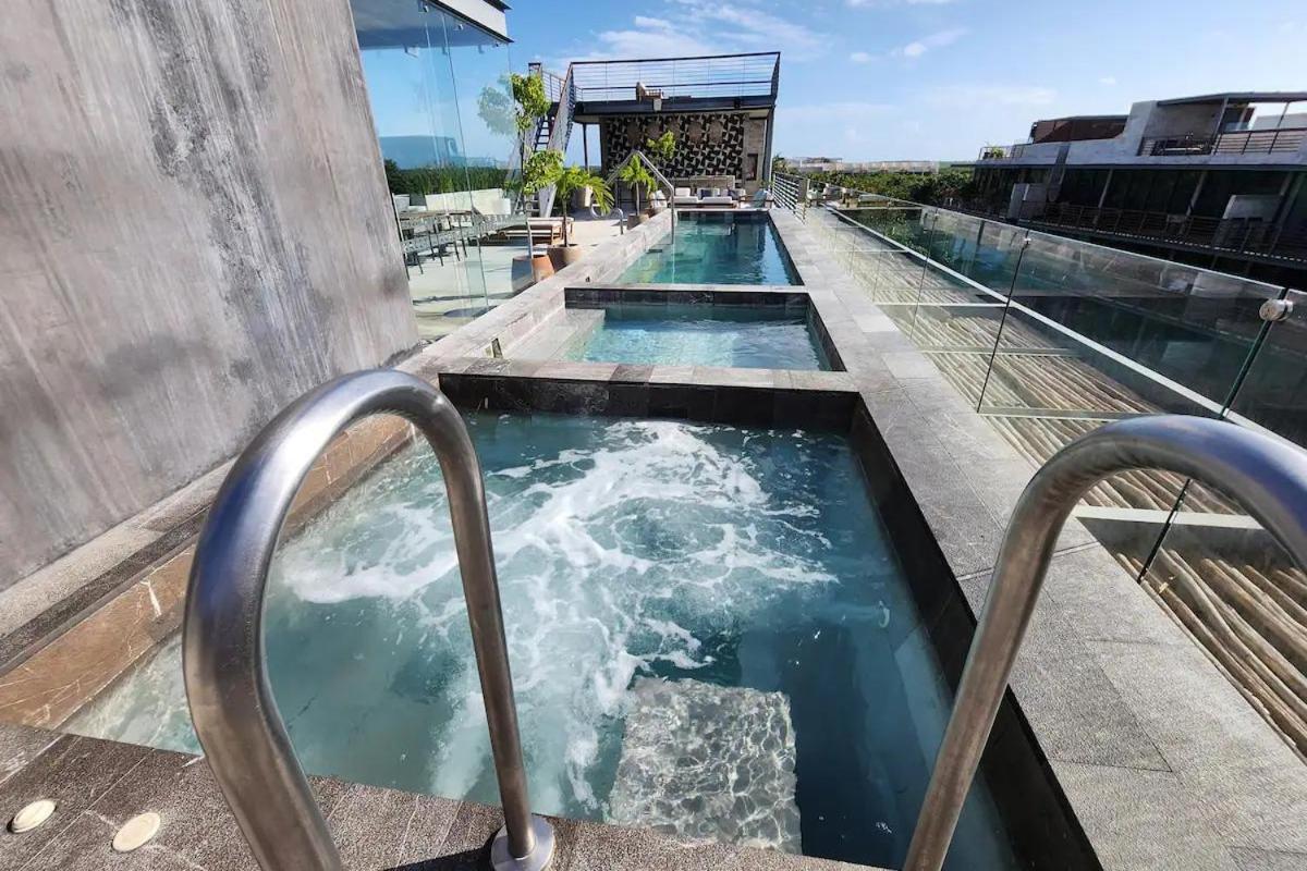Aparthotel Modern 1br In With Exclusive Deals *