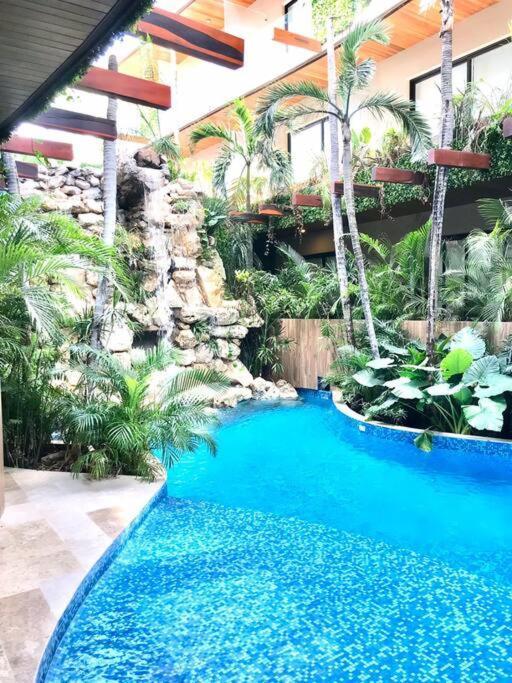 Apartment 218 Stylish Delux Fast Wifi *