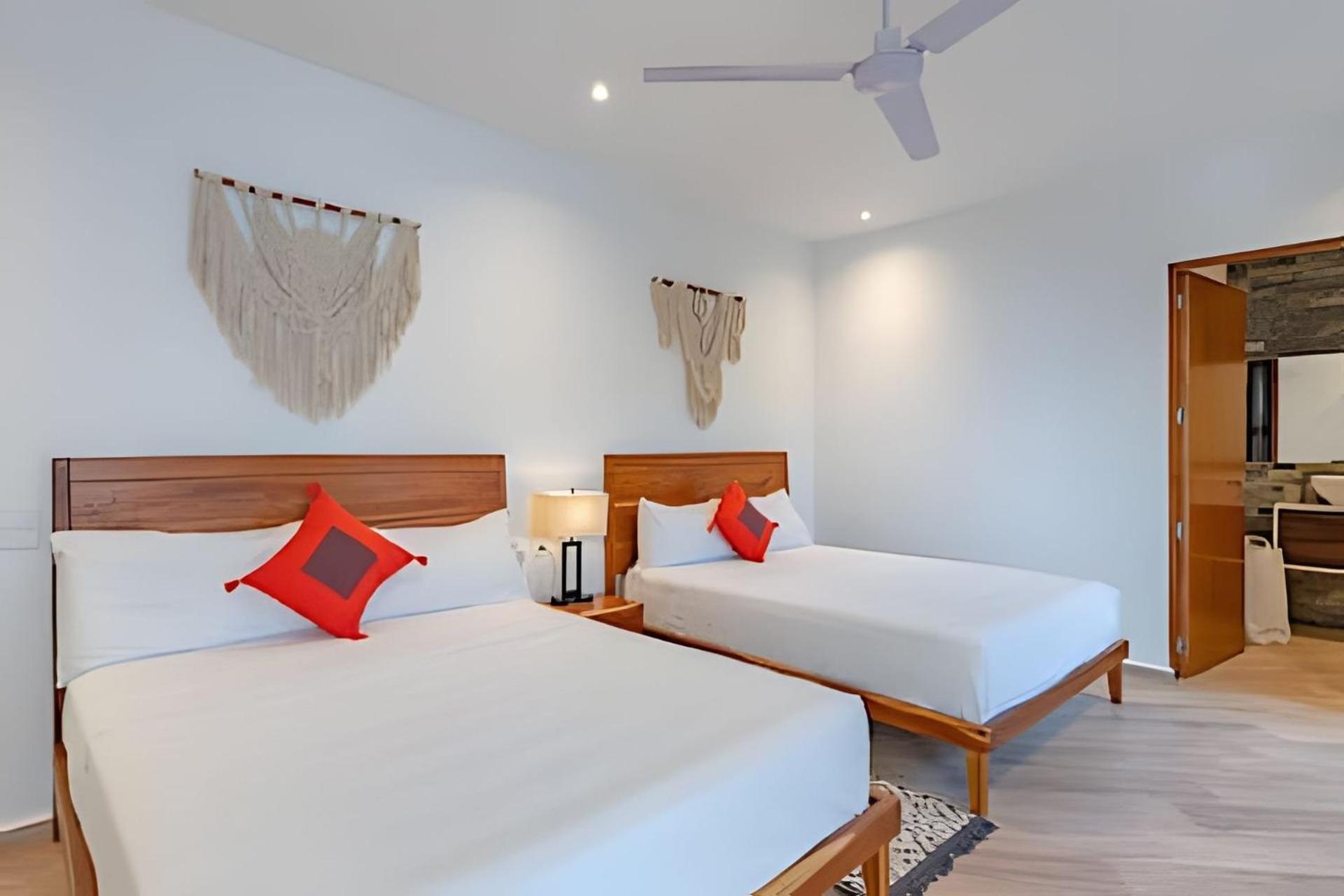 Oasis Yaaxlum Tulum