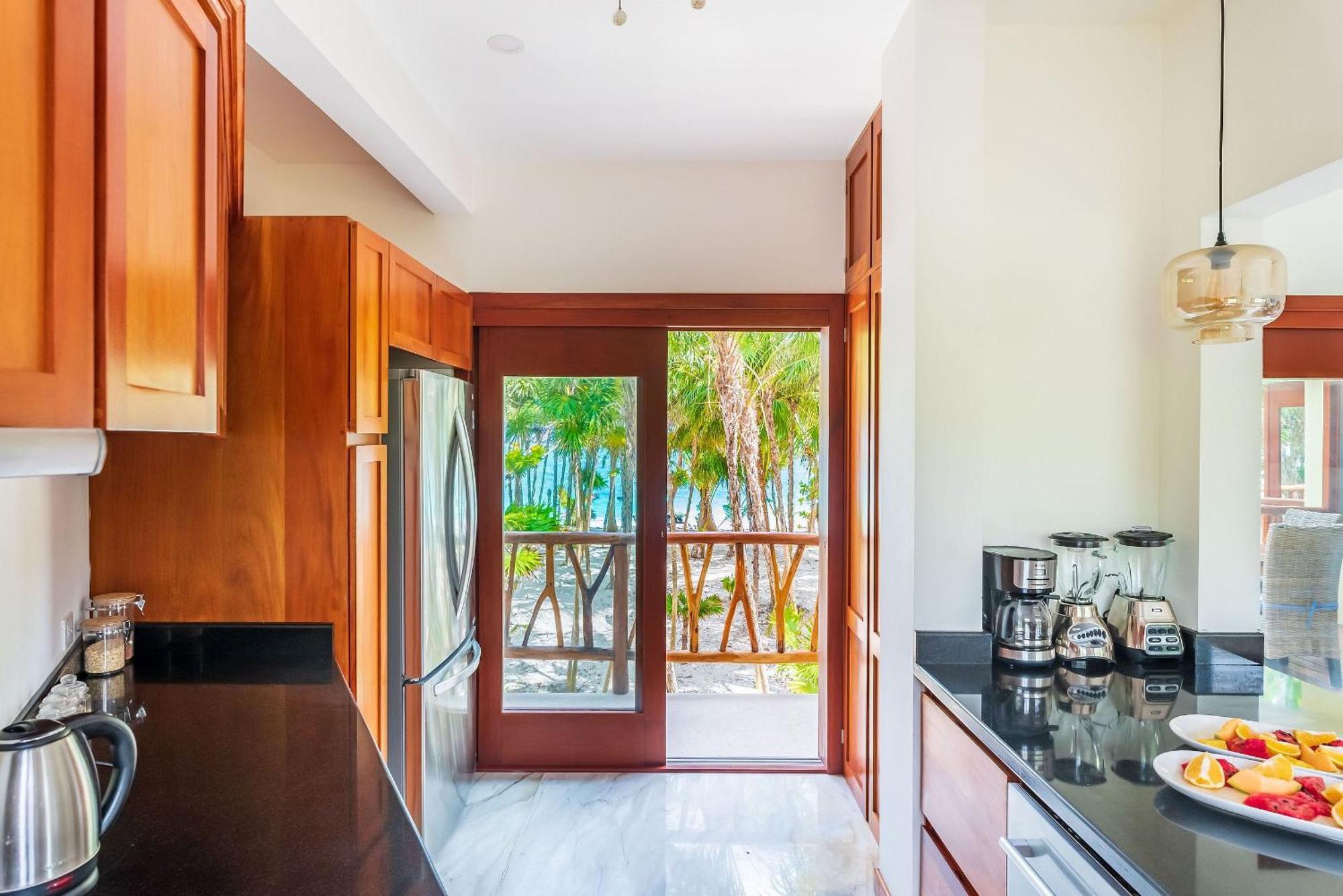 Casa Nah Balam. Very Private. A Perfect Get Away! Villa Chunyaxche