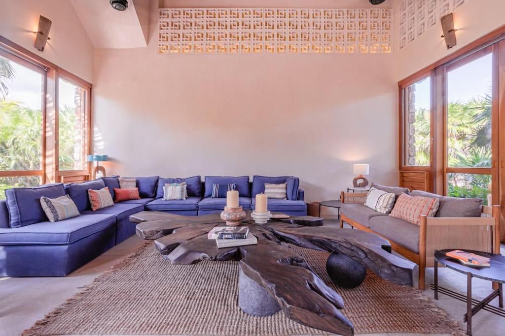 Anana Casa Kaab Kaan